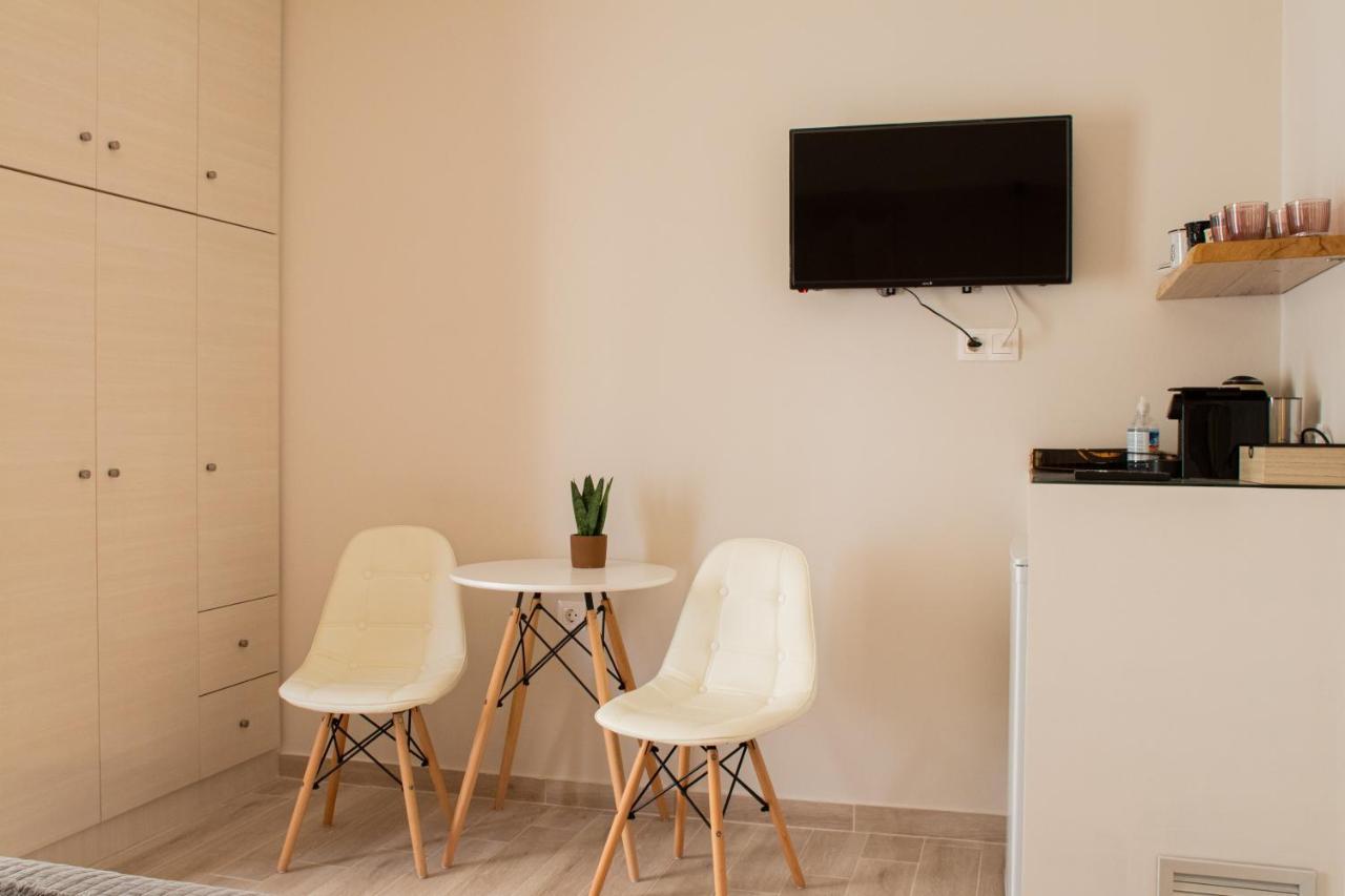 Langi Apartments Mesolóngion 外观 照片