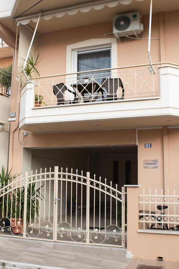 Langi Apartments Mesolóngion 外观 照片
